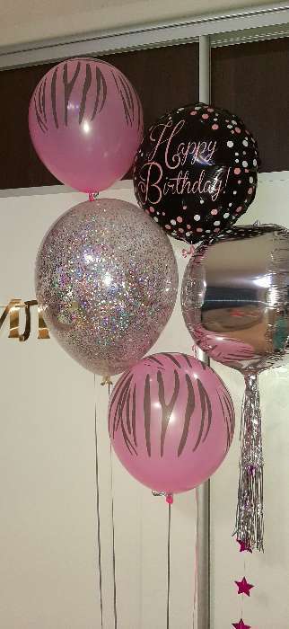 Фотография покупателя товара Наполнитель для шара «Конфетти», шестиугольник, 3 мм, 10 г, цвет розовый - Фото 3