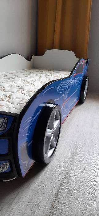 Фотография покупателя товара Кровать машина «Турбо синяя», без подсветки, пластиковые колёса, 2 шт - Фото 3