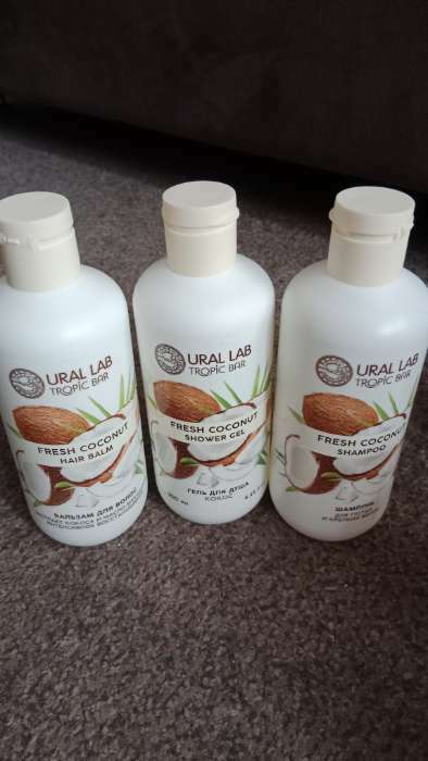 Фотография покупателя товара Шампунь для волос, питание, 300 мл, аромат кокоса, TROPIC BAR by URAL LAB - Фото 2