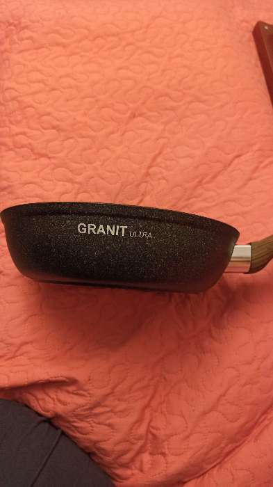 Фотография покупателя товара Сковорода Granit Ultra original, d=24 см, пластиковая ручка, антипригарное покрытие, цвет коричневый