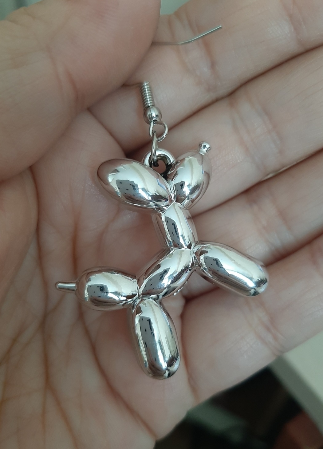 Фотография покупателя товара Серьги металл «Собачка» из воздушного шара, цвет серебро
