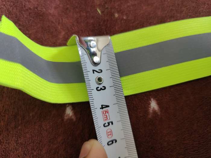 Фотография покупателя товара Светоотражающая лента-резинка, 40 мм, 10 ± 1 м, цвет салатовый