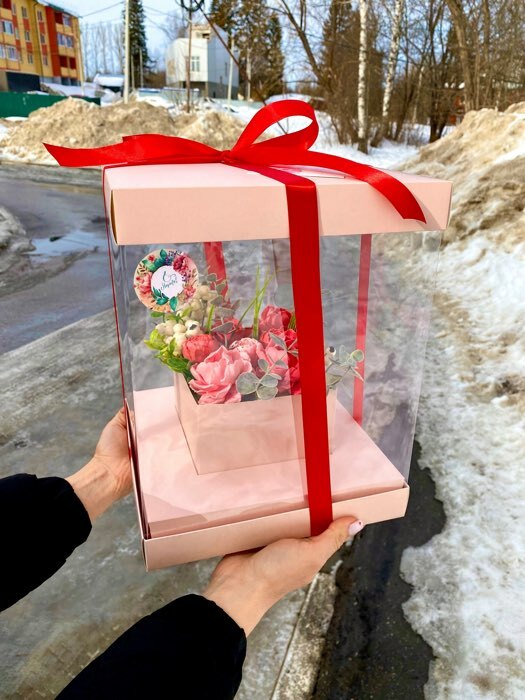 Фотография покупателя товара Коробка подарочная для цветов с вазой и PVC окнами складная, упаковка, «Персик», 23 х 30 х 23 см - Фото 2