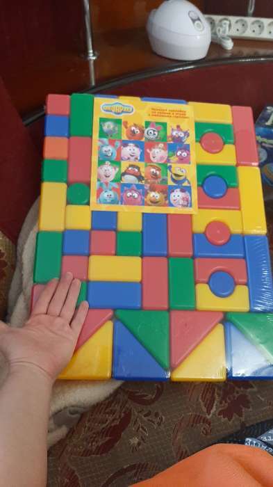 Фотография покупателя товара Набор цветных кубиков, "Смешарики", 60 элементов, кубик 4 х 4 см - Фото 3