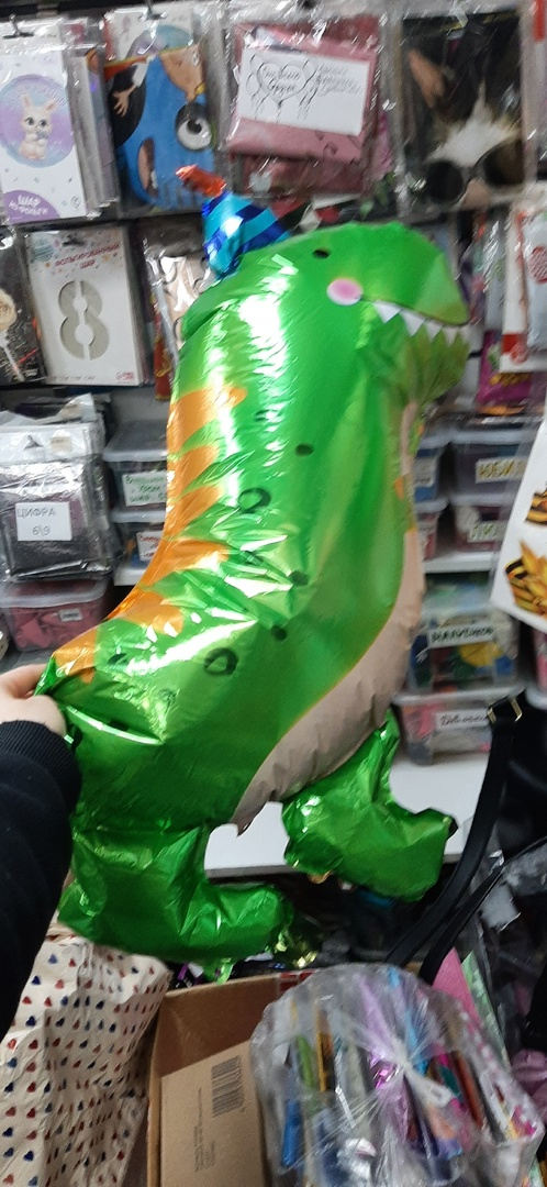 Фотография покупателя товара Шар фольгированный 32" «Дракон в колпаке», цвет зелёный