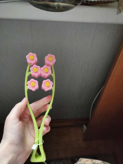 Фотография покупателя товара Массажёр для лица «Букет», 22.5×6.5×3.5 см, 12 роликов, МИКС - Фото 2