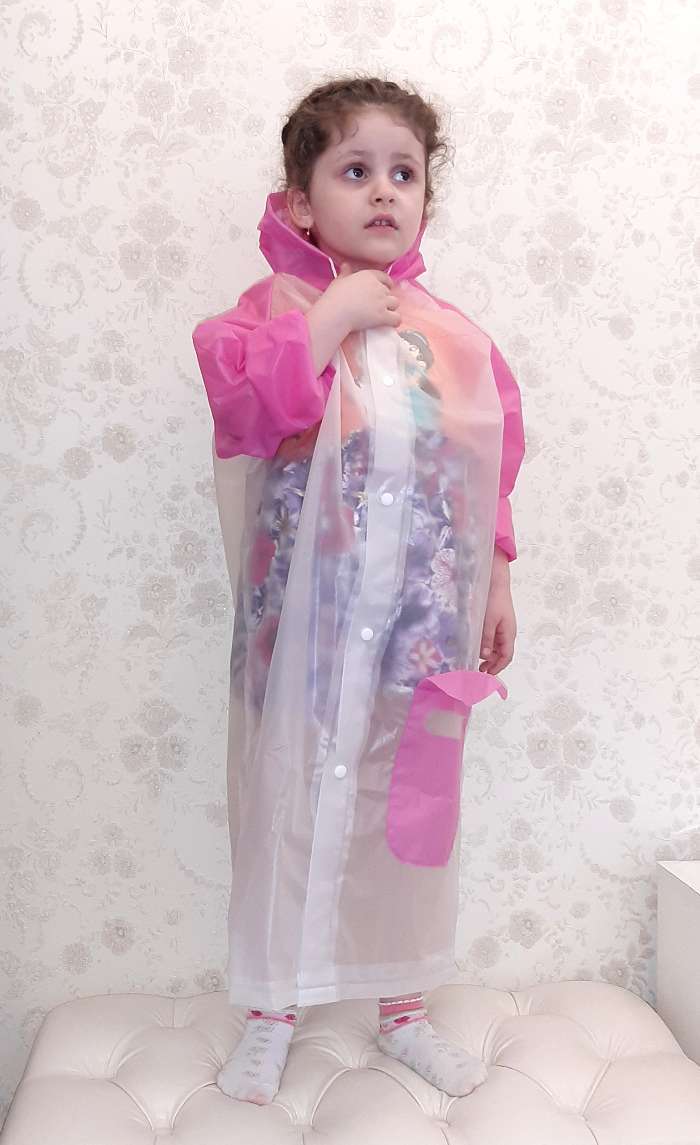 Фотография покупателя товара Дождевик детский «Гуляем под дождём», розовый, M, виды МИКС - Фото 3