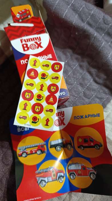 Фотография покупателя товара Игровой набор Funny Box «Пожарная техника»: карточка, фигурка, лист наклеек