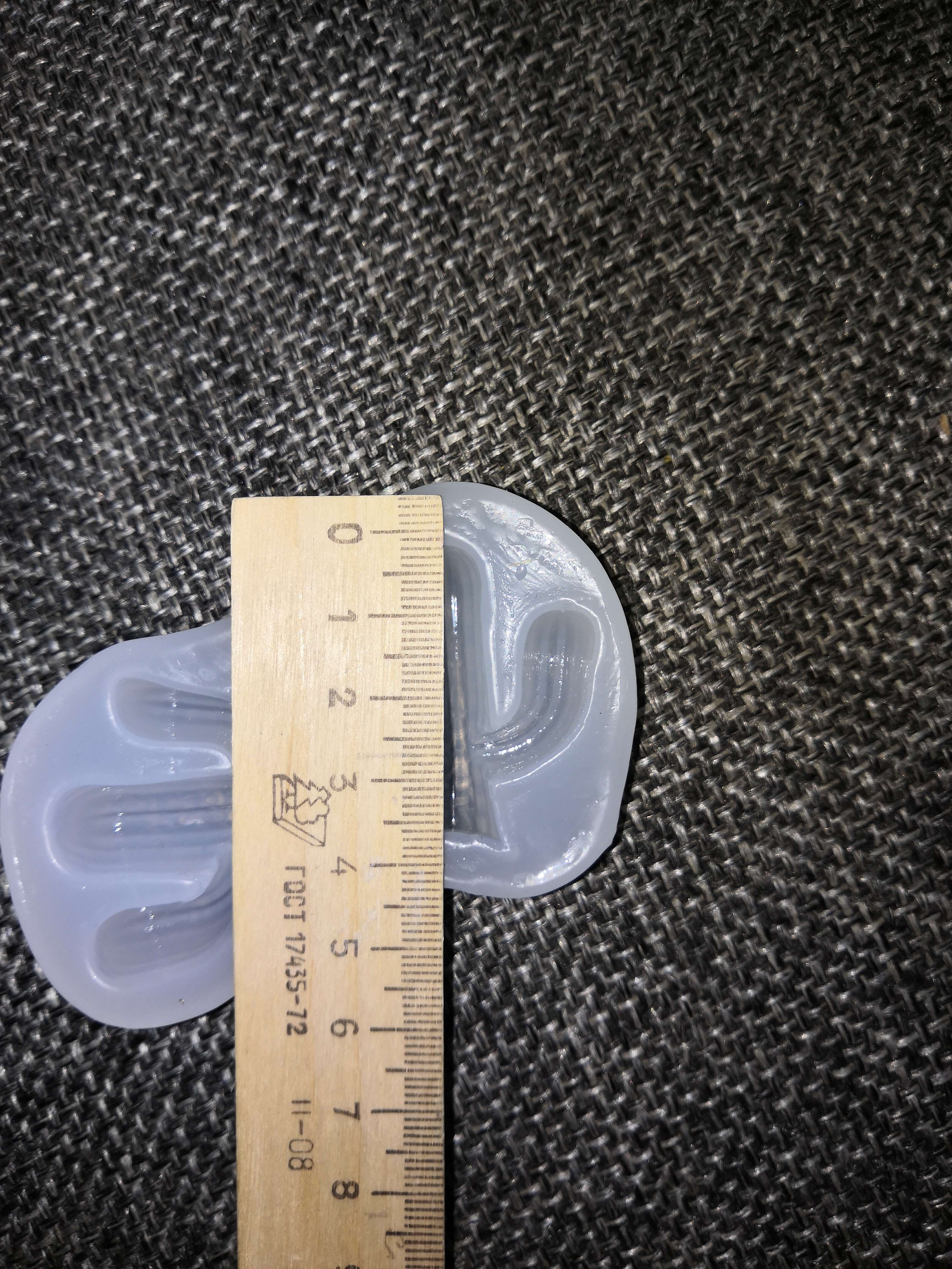 Фотография покупателя товара Молд силикон "Кактусы" 2 предмета 1,5х8,5х5 см - Фото 1