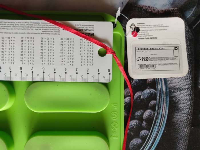 Фотография покупателя товара Форма для выпечки Доляна «Сладости.Эклер», силикон, 28×21×1 см, 12 ячеек (7.6×2.7×1 см), МИКС - Фото 2