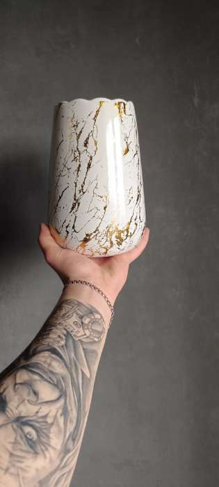 Фотография покупателя товара Ваза керамика настольная "Амалия" d-10 см 14х20 см, белый - Фото 1