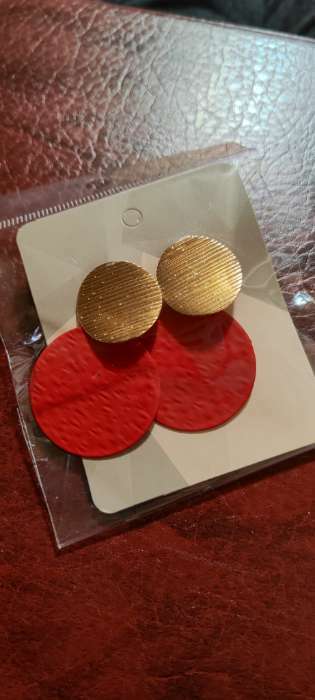 Фотография покупателя товара Серьги металл "Леди" текстурные, цвет оливковый в золоте - Фото 1