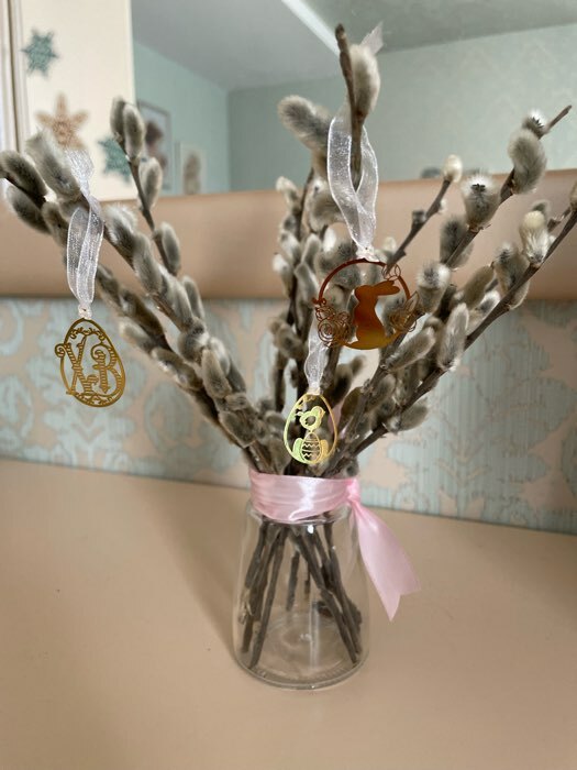 Фотография покупателя товара Украшение для вербы «Зайка и цветы», 3 х 2.9 см. - Фото 2