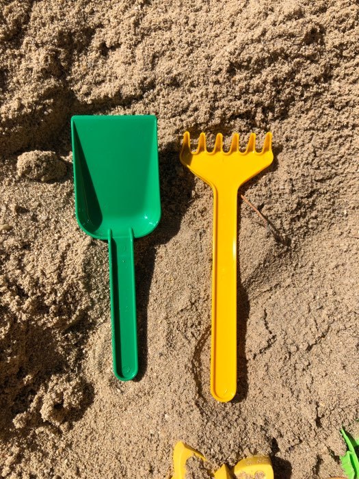 Фотография покупателя товара Набор для песочницы, совок и грабли, цвета МИКС - Фото 8