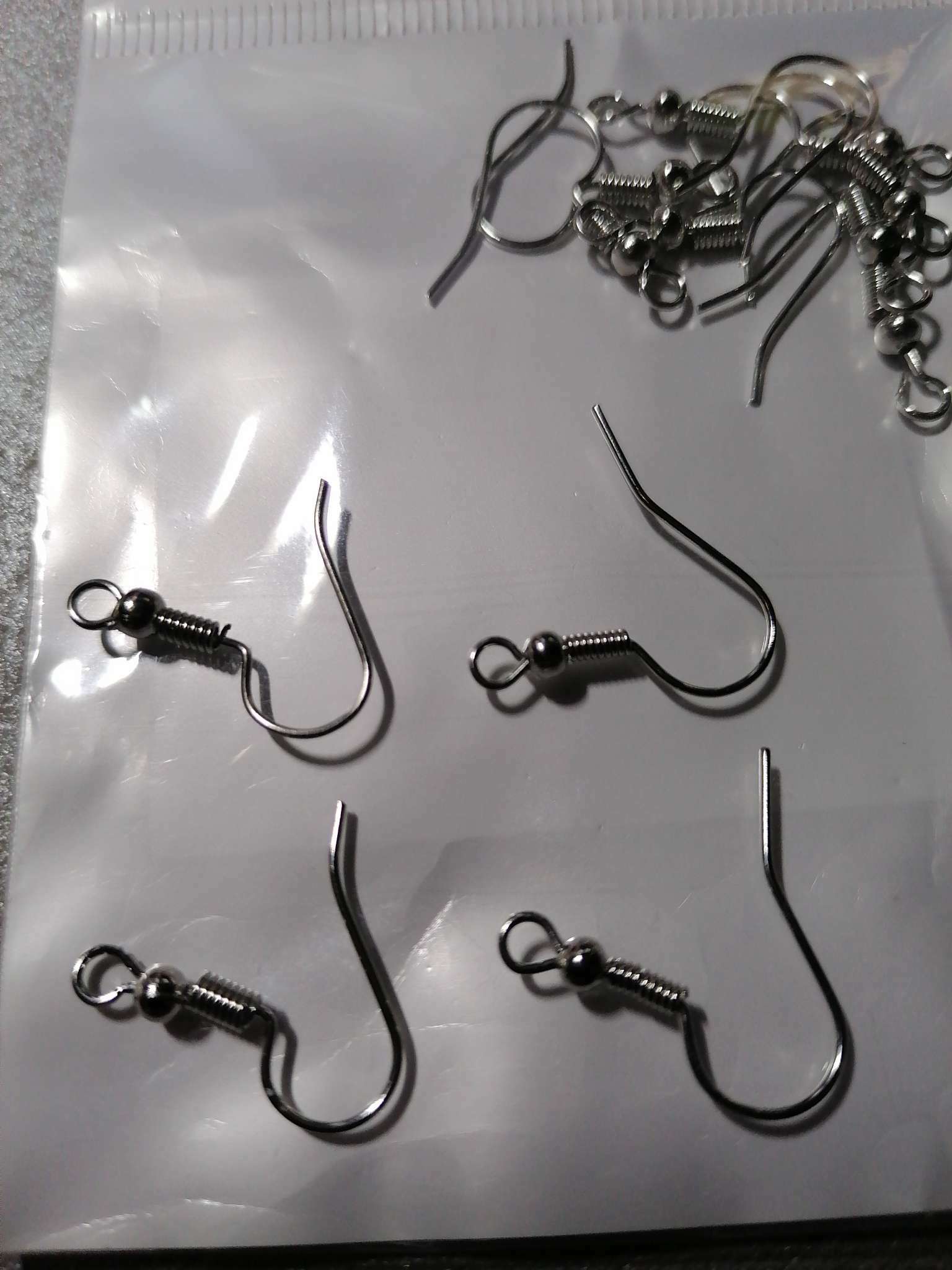 Фотография покупателя товара Швензы-крючки с бусиной (набор 5 пар), цвет серый