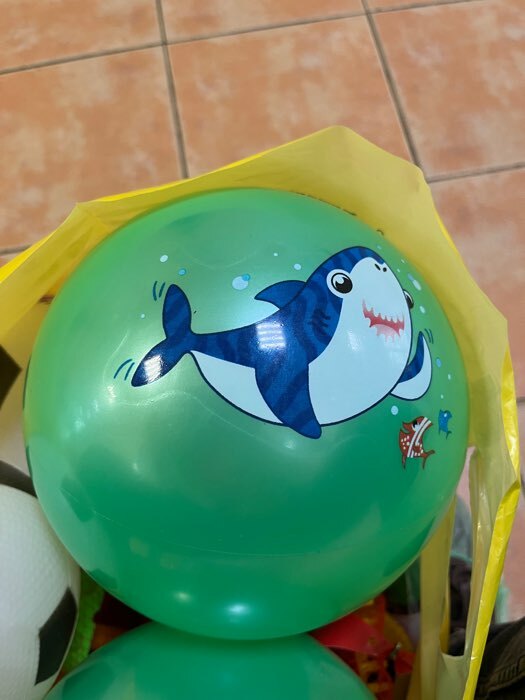 Фотография покупателя товара Мяч детский «Акула» 22 см, 60 г, цвет бирюзовый - Фото 1