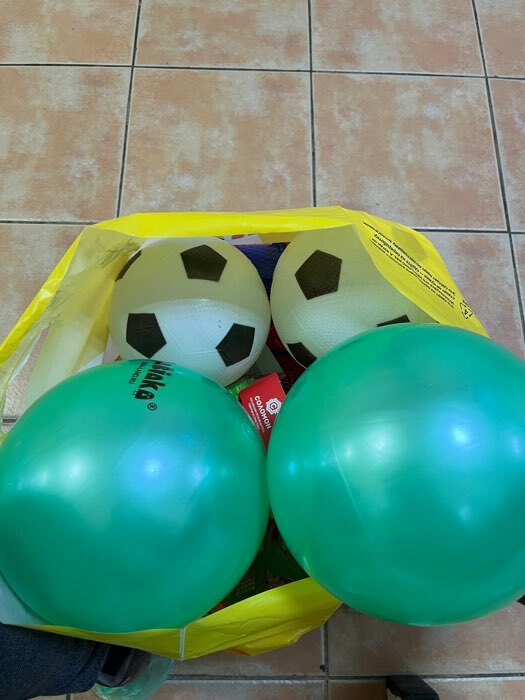 Фотография покупателя товара Мяч детский «Акула» 22 см, 60 г, цвет бирюзовый - Фото 2