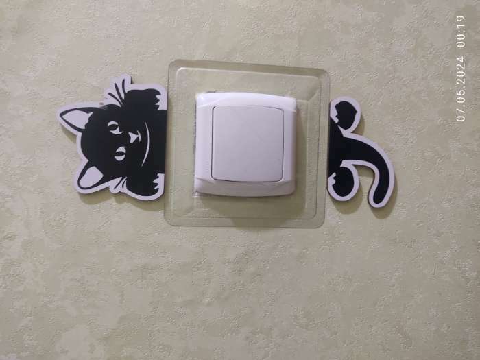 Фотография покупателя товара Декор настенный, наклейка на выключатель "Кот", 14 х 10 см