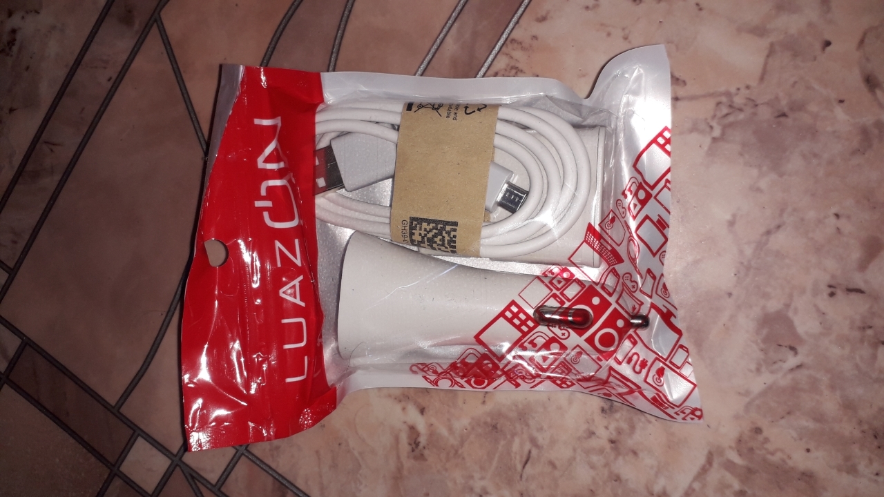 Фотография покупателя товара Комплект для зарядки 3 в 1 LuazON UC-11, АЗУ 2.1A/1 A, microUSB,1A,1 м, СЗУ 1A, белый