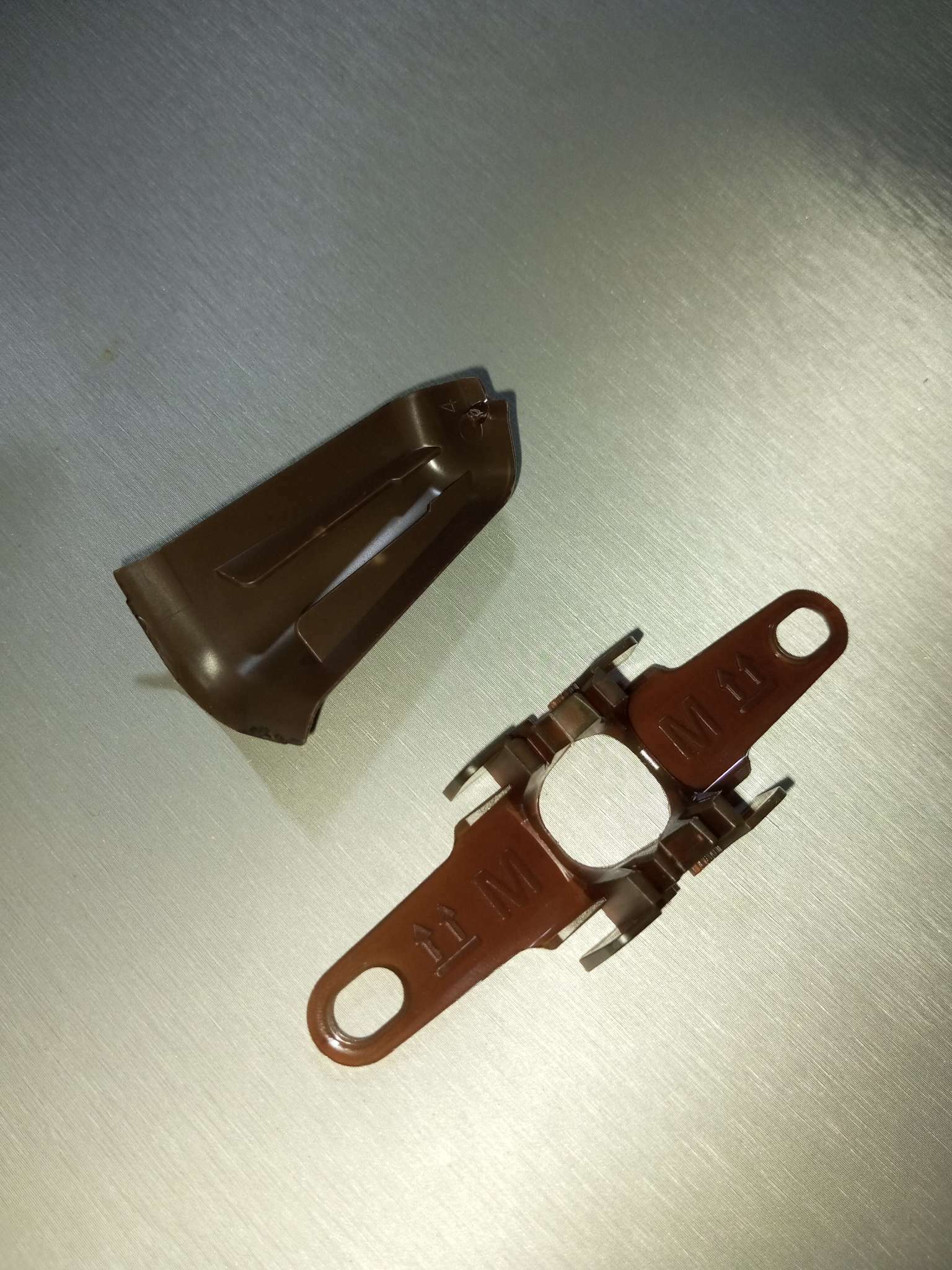 Фотография покупателя товара Угол наружный (внешний) «Деконика», с крепежом для плинтуса, 55 мм, 303 венге темный - Фото 4