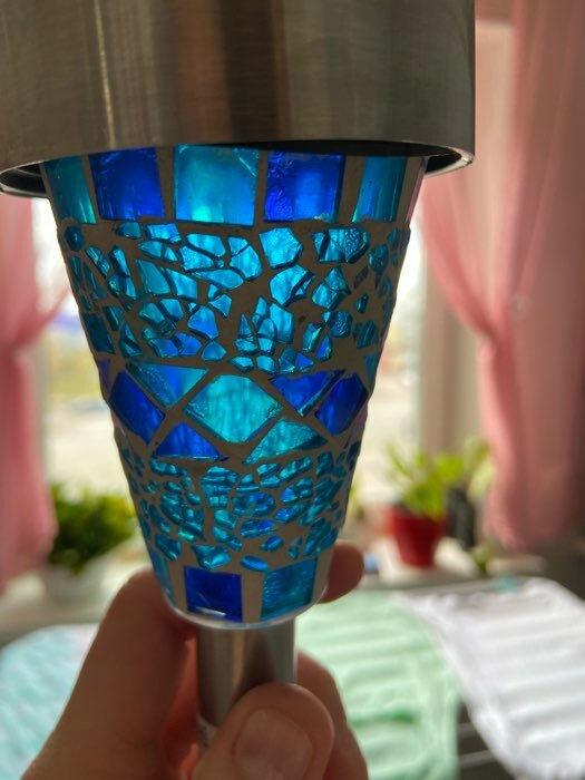 Фотография покупателя товара Садовый светильник на солнечной батарее «Голубой витраж», 7 × 38.5 × 7 см, 1 LED, свечение белое - Фото 8