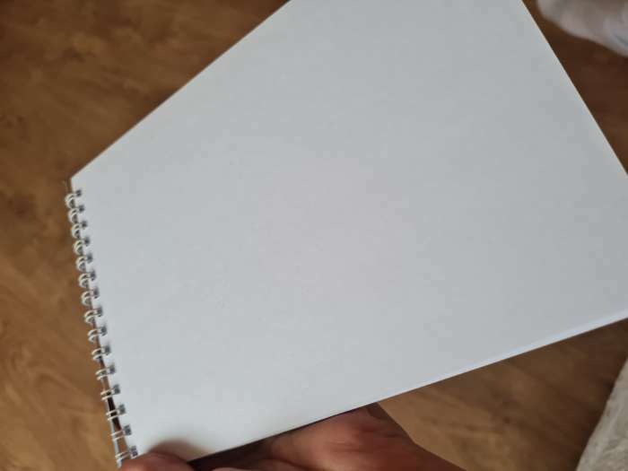 Фотография покупателя товара Скетчбук «Будь самим собой» А5, 40 л, 100 г/м² - Фото 9