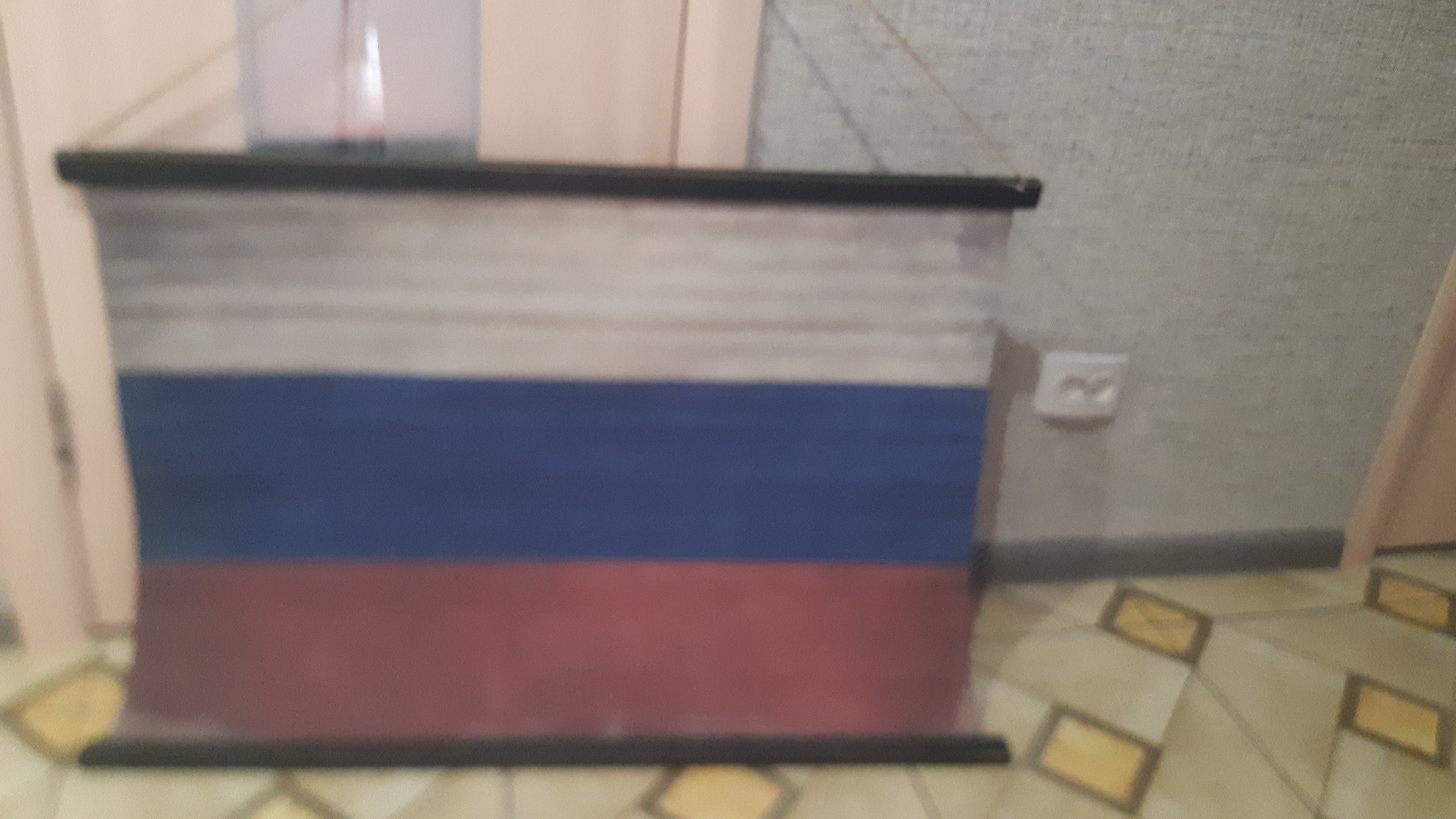 Фотография покупателя товара Панно подвесное «Флаг России», состаренный, прямоугольное, 94х66 см - Фото 1