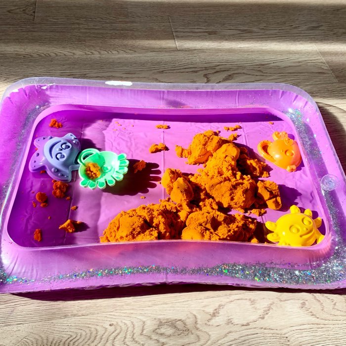 Фотография покупателя товара Надувная песочница для детской площадки, с блёстками, 60х45 см, цвет сиреневый - Фото 2