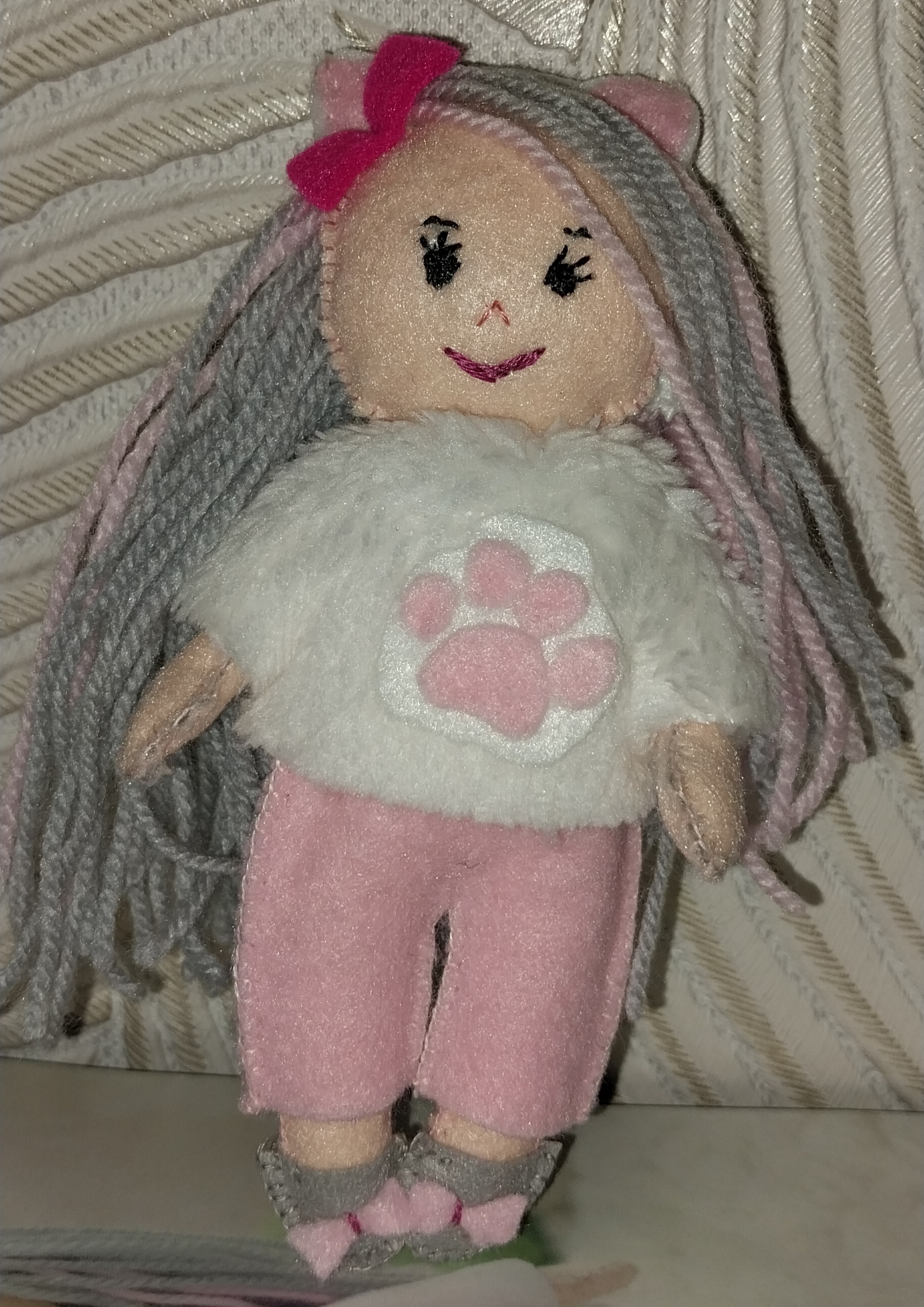 Фотография покупателя товара Набор для создания куклы из фетра «Девочка - котёнок» - Фото 2