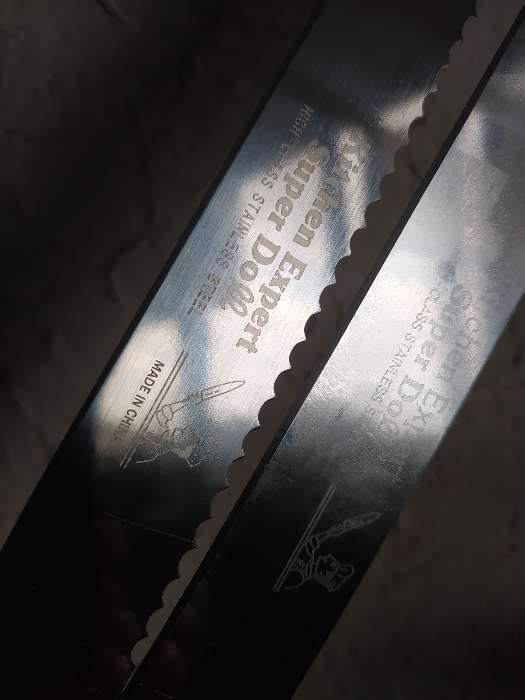 Фотография покупателя товара Нож для бисквита двусторонний KONFINETTA, с крупными зубцами и ровным краем, лезвие 25 см, толщина лезвия 0,9 мм - Фото 2