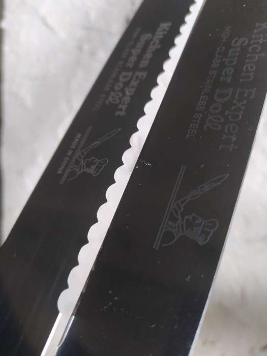 Фотография покупателя товара Нож для бисквита двусторонний KONFINETTA, с крупными зубцами и ровным краем, лезвие 25 см, толщина лезвия 0,9 мм