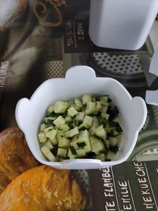 Фотография покупателя товара Слайсер для картофеля Magistro Vegan pro, 2 насадки и пушер, 10×8×14,5 см, цвет чёрно-белый - Фото 7