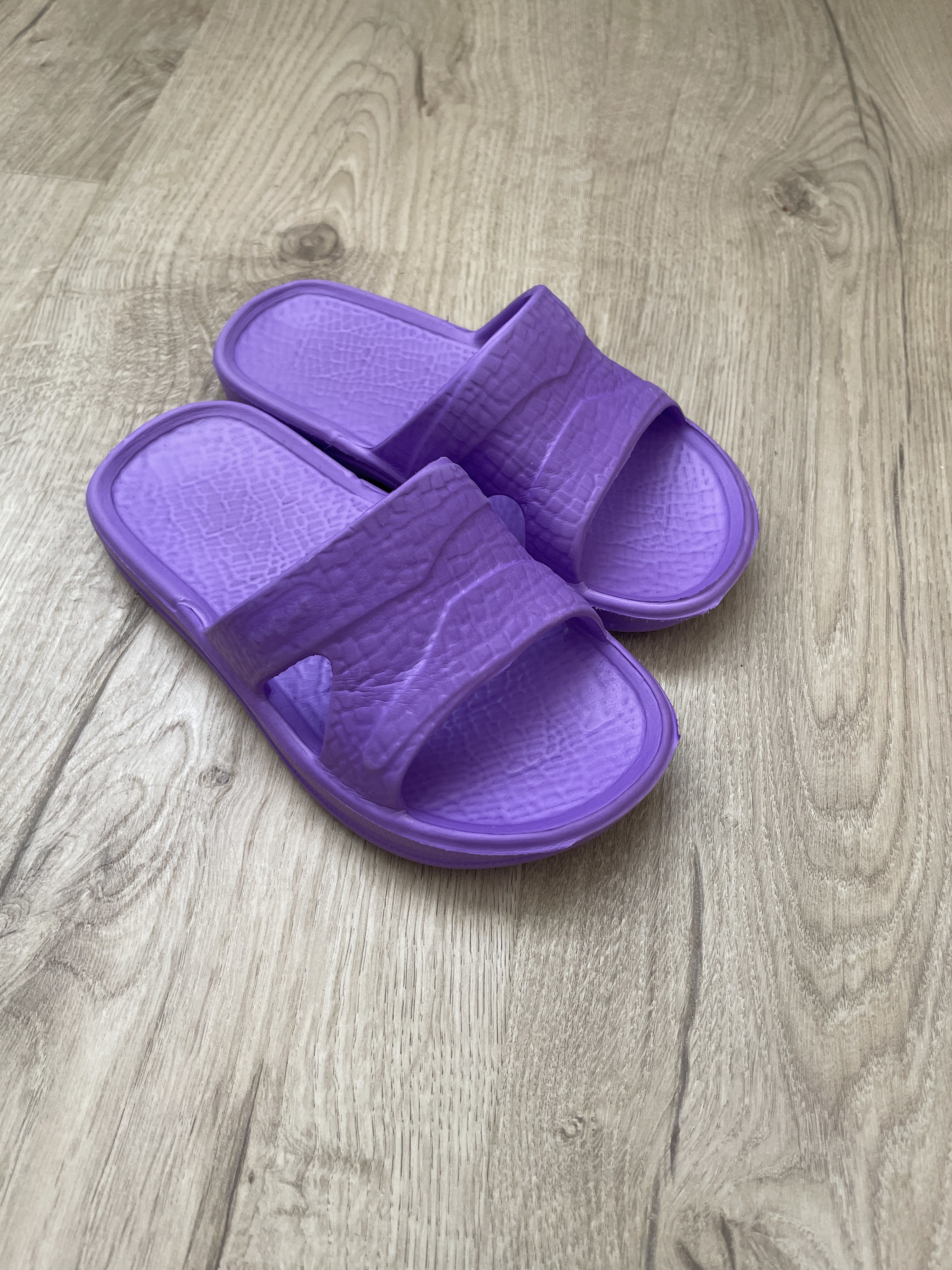 Фотография покупателя товара Сланцы детские «СТЭП» цвет фиолетовый, размер 27-28 - Фото 1