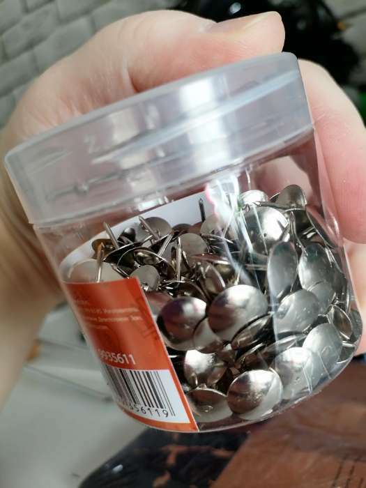 Фотография покупателя товара Кнопки канцелярские 12 мм, 300 штук, серебристые, в пластиковой тубе - Фото 1