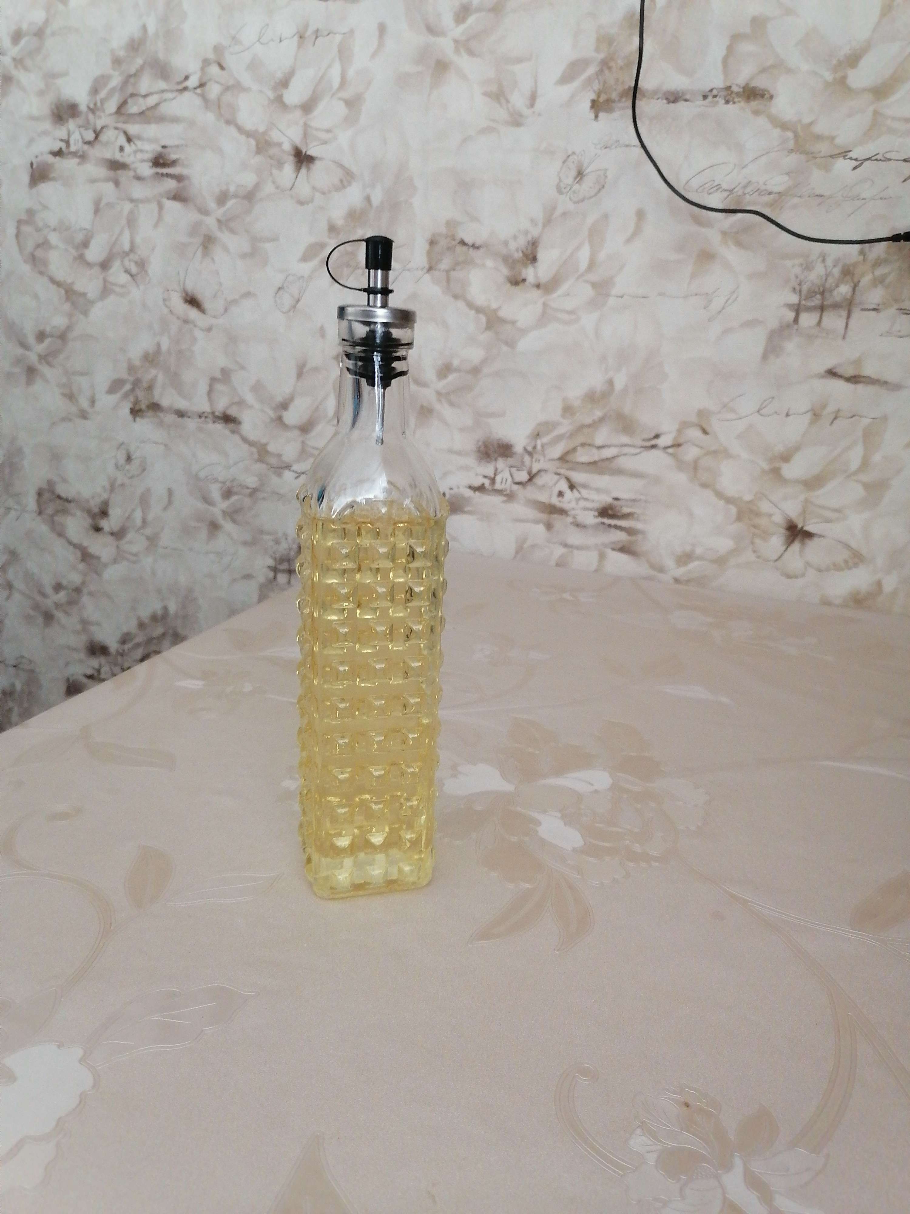 Фотография покупателя товара Бутылка стеклянная для соусов и масла с бугельным замком Доляна «Шипы», 500 мл, 5,5×29 см - Фото 1