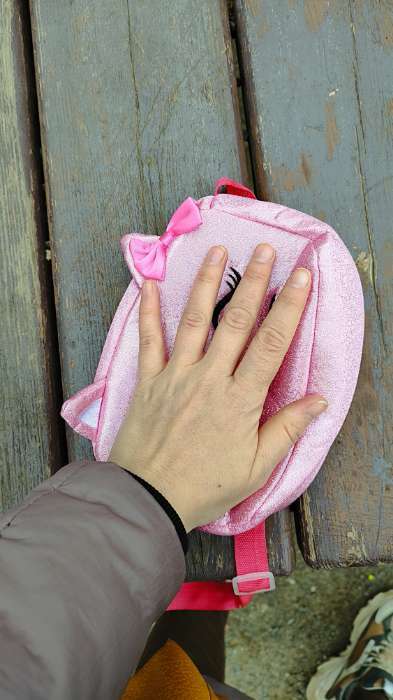 Фотография покупателя товара Сумка детская на молнии, длинный ремень, розовая - Фото 4