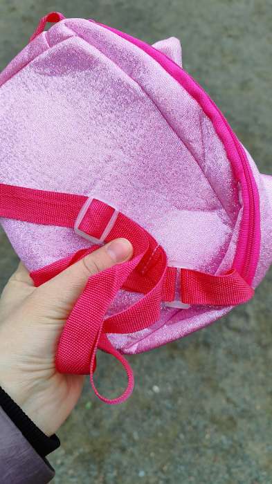 Фотография покупателя товара Сумка детская на молнии, длинный ремень, розовая - Фото 5