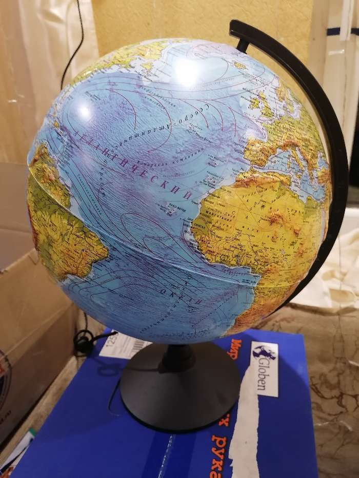 Фотография покупателя товара Глoбус физико-политический рельефный «Классик», диаметр 320 мм, с подсветкой - Фото 3