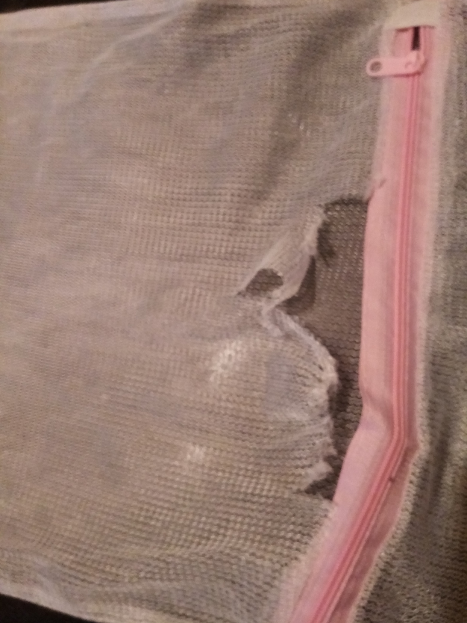 Фотография покупателя товара Мешок для стирки белья Доляна, 30×40 см, мелкая сетка, цвет белый