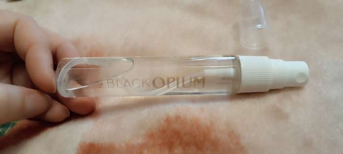 Фотография покупателя товара Подарочный набор женский Black Opium, гель для душа 250 мл, парфюмерная вода 30 мл - Фото 2