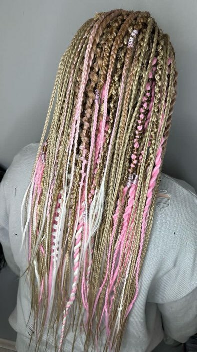 Фотография покупателя товара SIM-BRAIDS Канекалон трёхцветный, гофрированный, 65 см, 90 г, русый, розовый, белый(#FR=37) - Фото 7