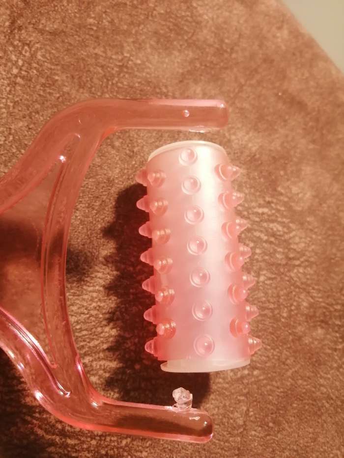 Фотография покупателя товара Массажёр-барабан для тела «Больше розовых оттенков в жизни», 19 х 8,5 см - Фото 1