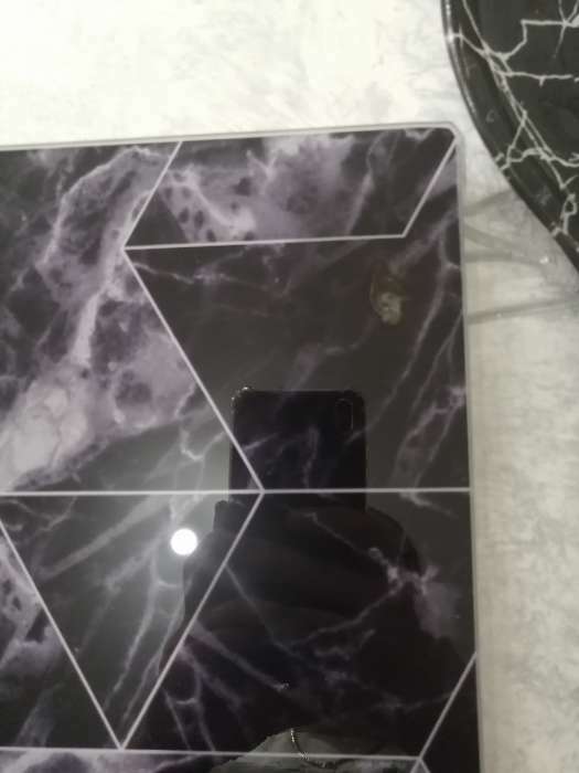 Фотография покупателя товара Доска разделочная стеклянная «Черный мрамор», 20х30 см - Фото 2