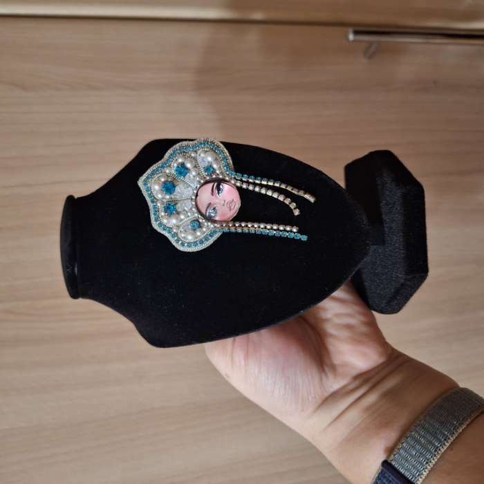 Фотография покупателя товара Бюст для украшений QF, 15×16×22 см, h=22 см, чёрный - Фото 2