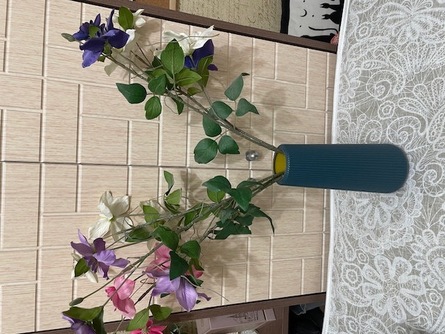 Фотография покупателя товара Ваза для цветов, 1,1 л, 9,2×9,2×23 см, цвет МИКС