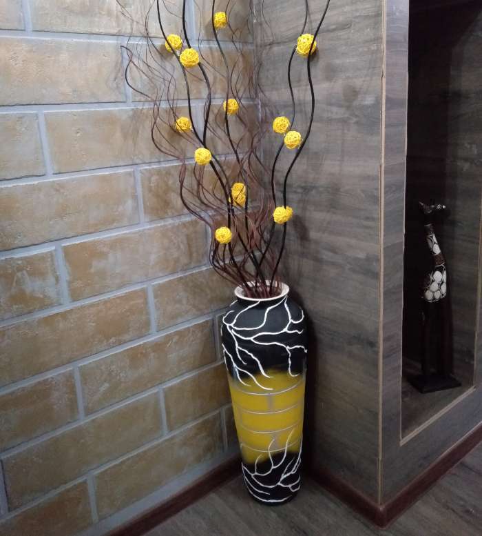 Фотография покупателя товара Ваза керамическая "Арго", напольная, роспись, жёлто-чёрная, 65 см