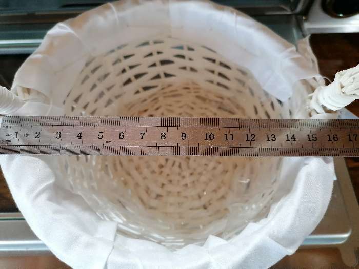 Фотография покупателя товара Корзина плетеная «Витая», 18×10/26 см, ива, ткань - Фото 2