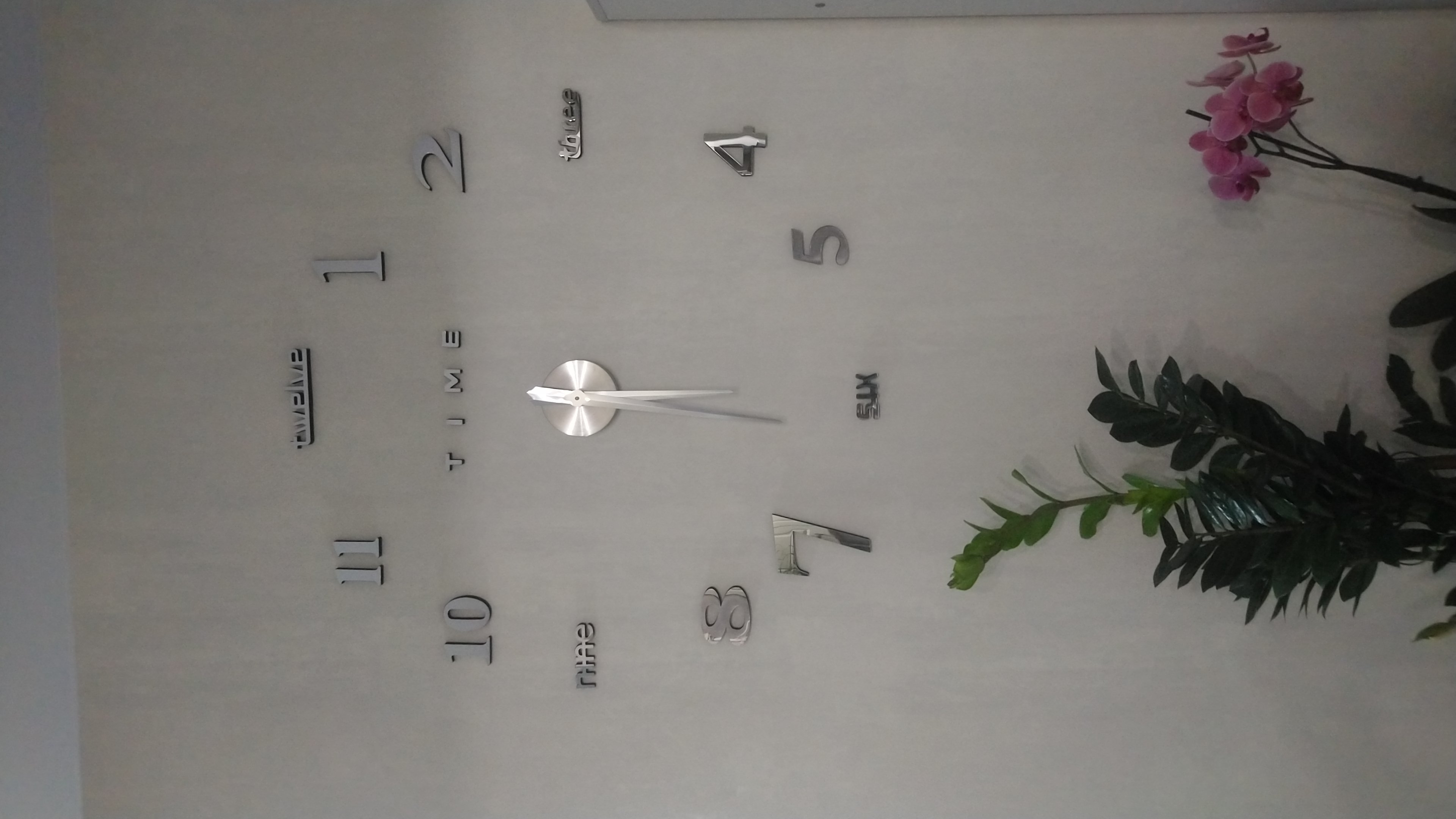 Фотография покупателя товара Часы-наклейка, серия: DIY, "Клермонт", плавный ход, d-120 см, 1 АА, серебро - Фото 19