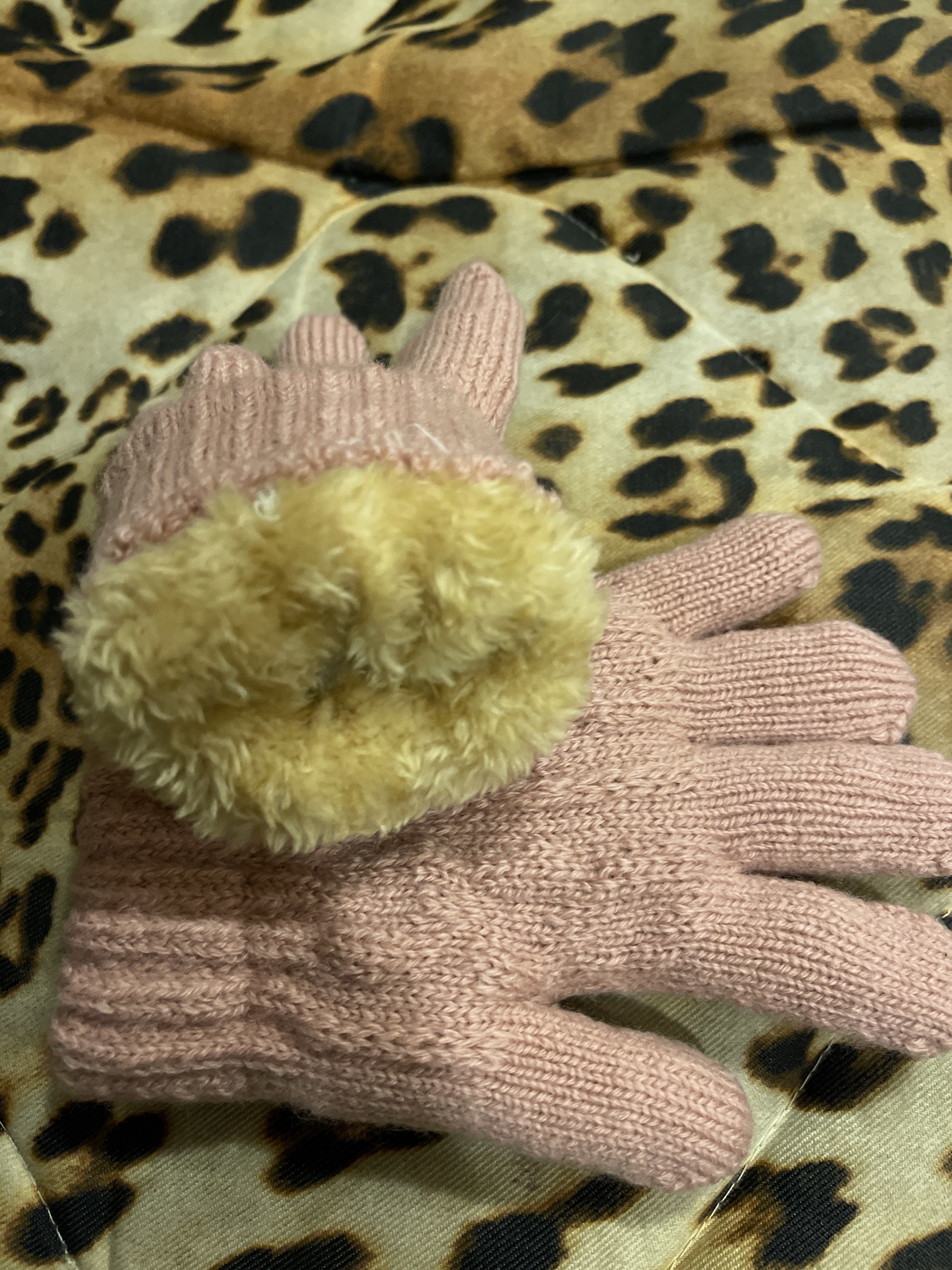 Фотография покупателя товара Перчатки детские MINAKU «Радуга», цвет розовый, размер 4 (7-8 лет) - Фото 1
