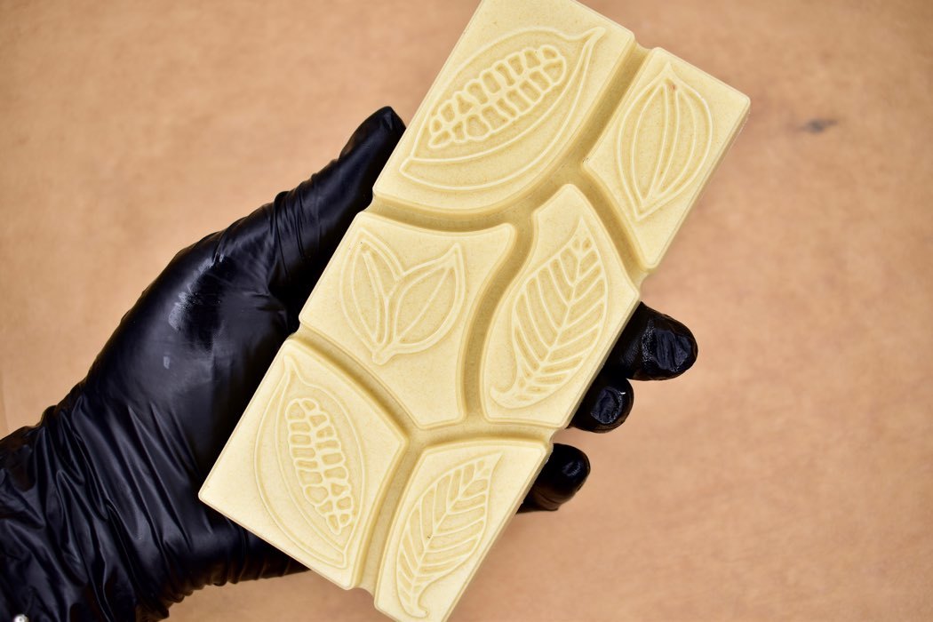 Фотография покупателя товара Форма для шоколада и конфет пластиковая «Какао дольки», 7×15×1 см, цвет прозрачный - Фото 4